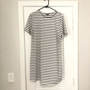 SHEIN Striped Short Sleeve Tee Shirt Dress Med